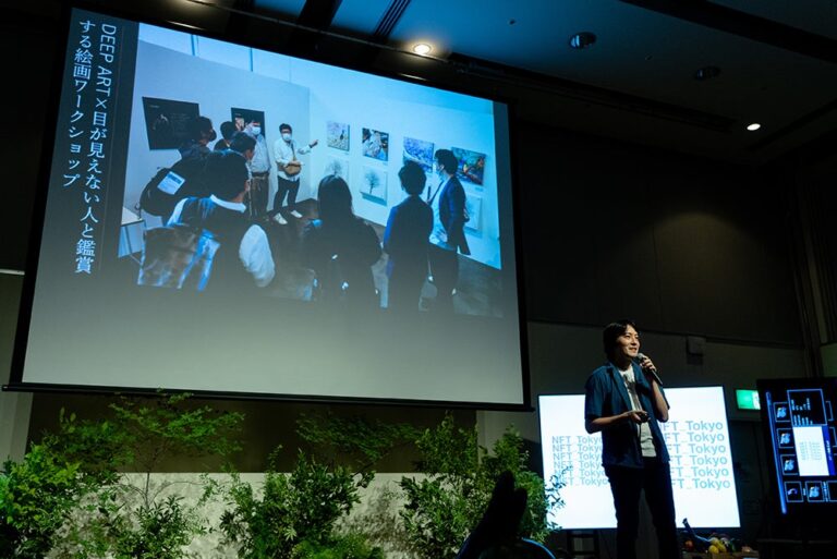 羽田イノベーションシティにて開催した個展での試みについて語る窪田